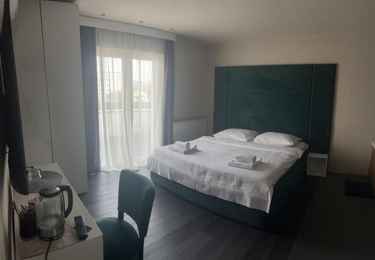 Hotel Forty Two Zagreb Bagian luar foto