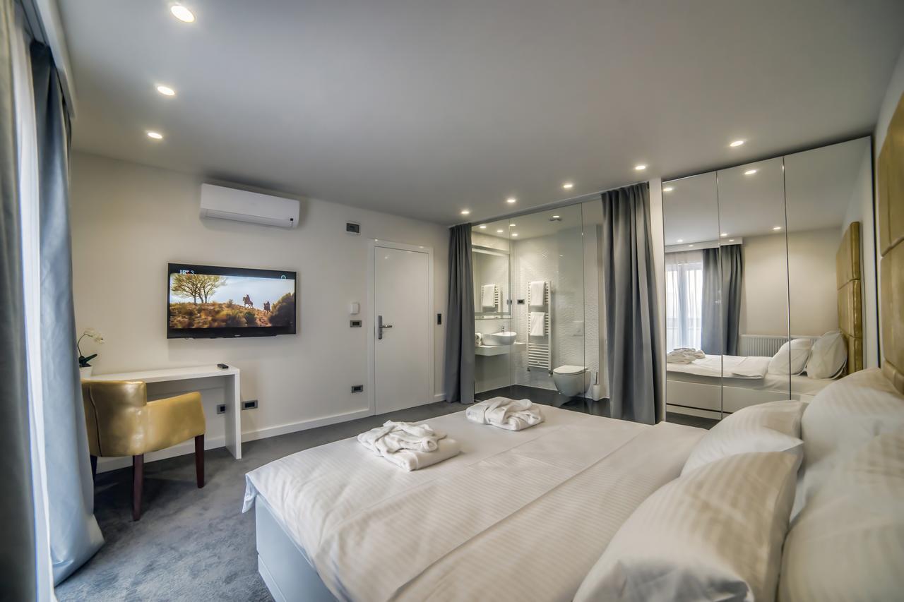 Hotel Forty Two Zagreb Bagian luar foto