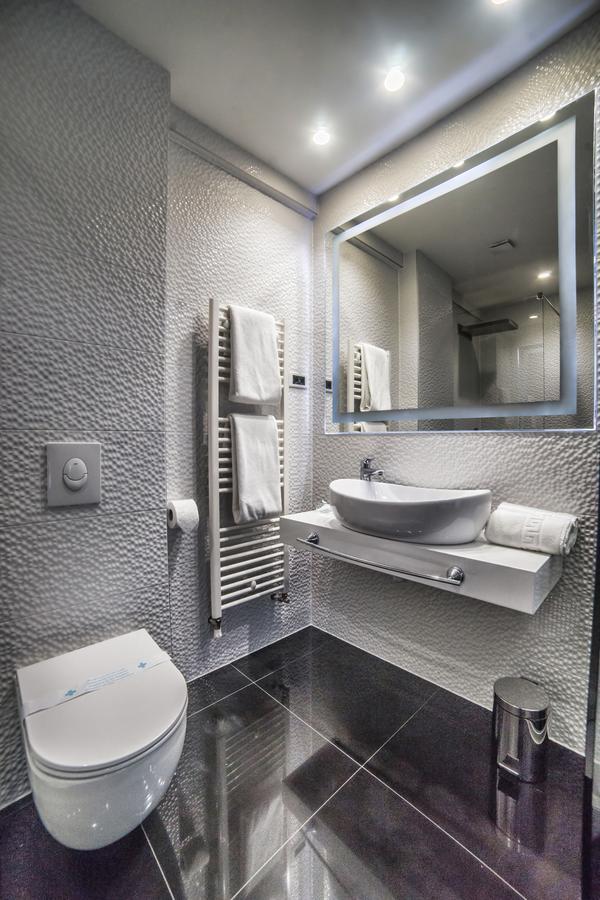 Hotel Forty Two Zagreb Bagian luar foto