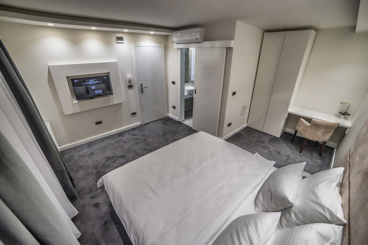 Hotel Forty Two Zagreb Bagian luar foto